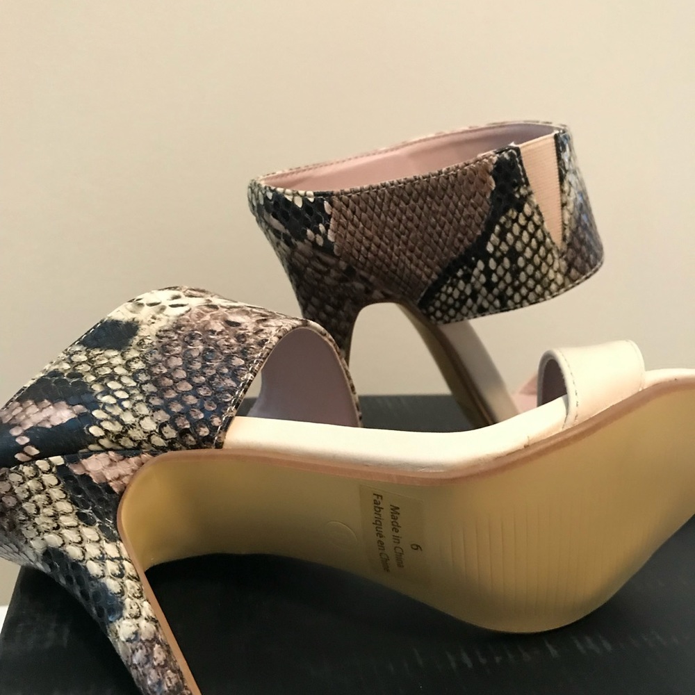 Shoes - Picture 2 of 7